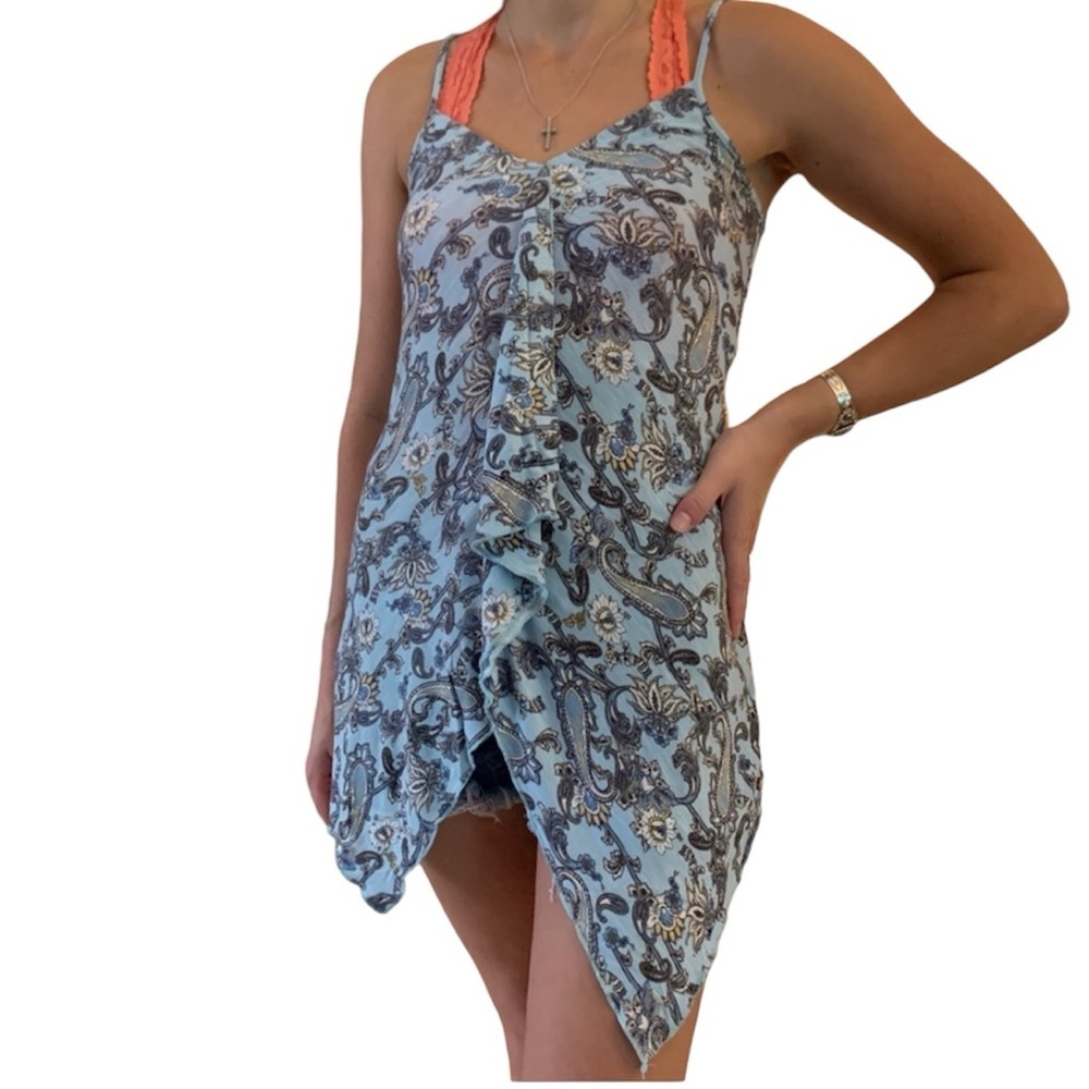 Suzy Shier Paisley Floral Blue Stretch Tank Top 🦋